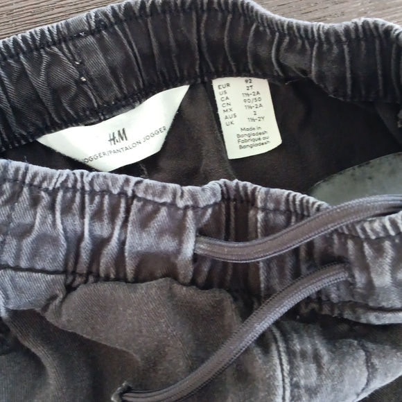 2T Jogger Pants - 2 pairs - Picture 2 of 6